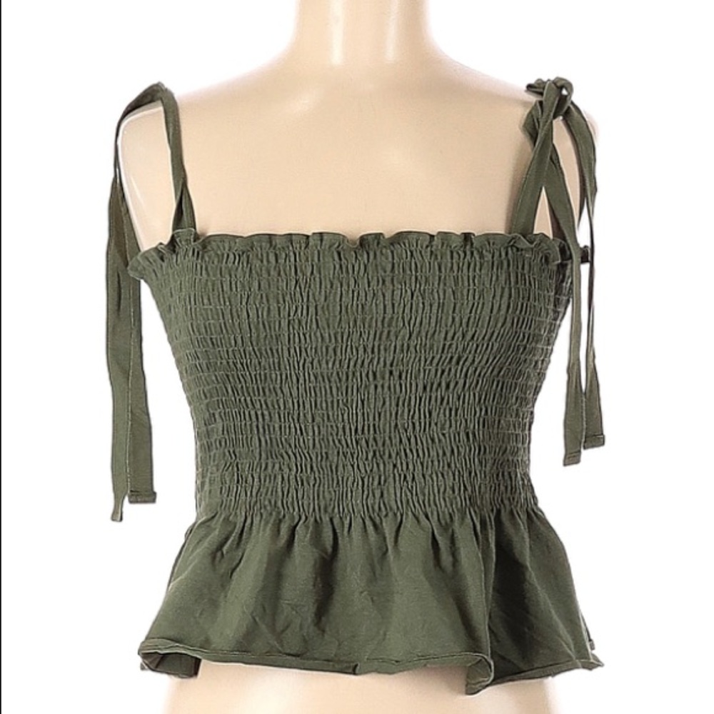 H&M Peplum Short Sleeve Crop Top